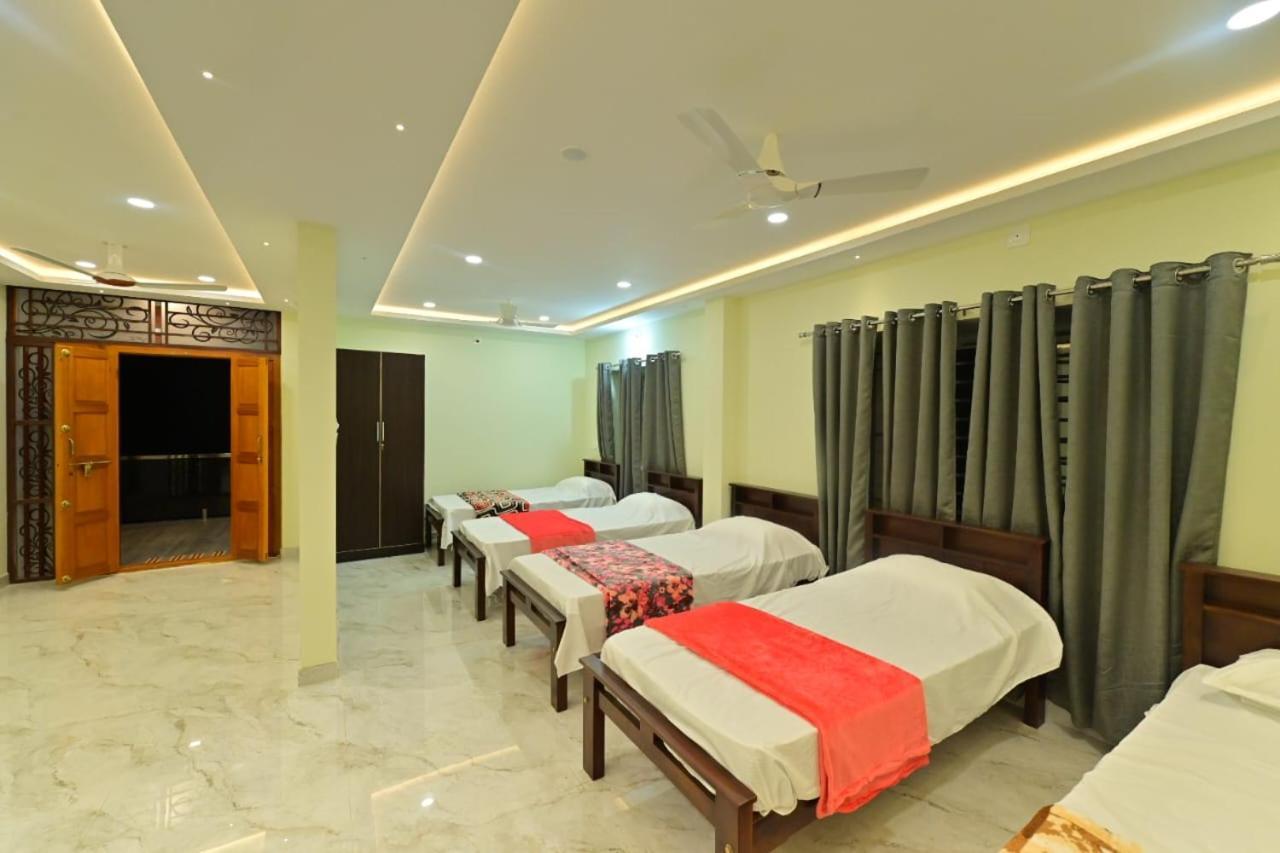 Gokula Homestay Subrahmanya Exterior photo
