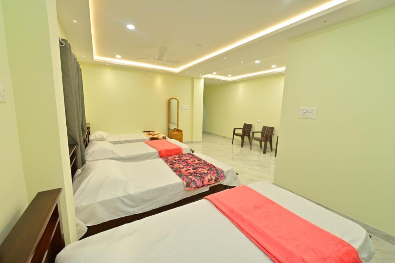 Gokula Homestay Subrahmanya Exterior photo