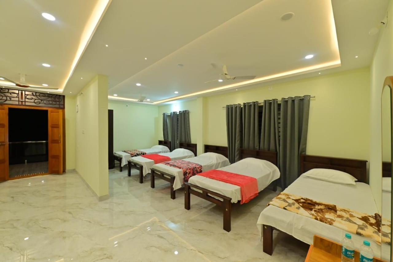 Gokula Homestay Subrahmanya Exterior photo