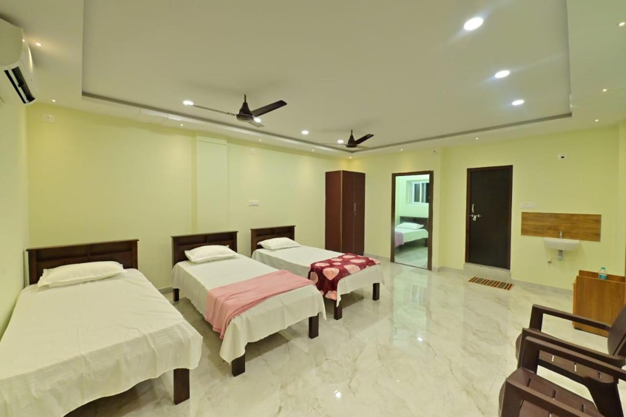 Gokula Homestay Subrahmanya Exterior photo